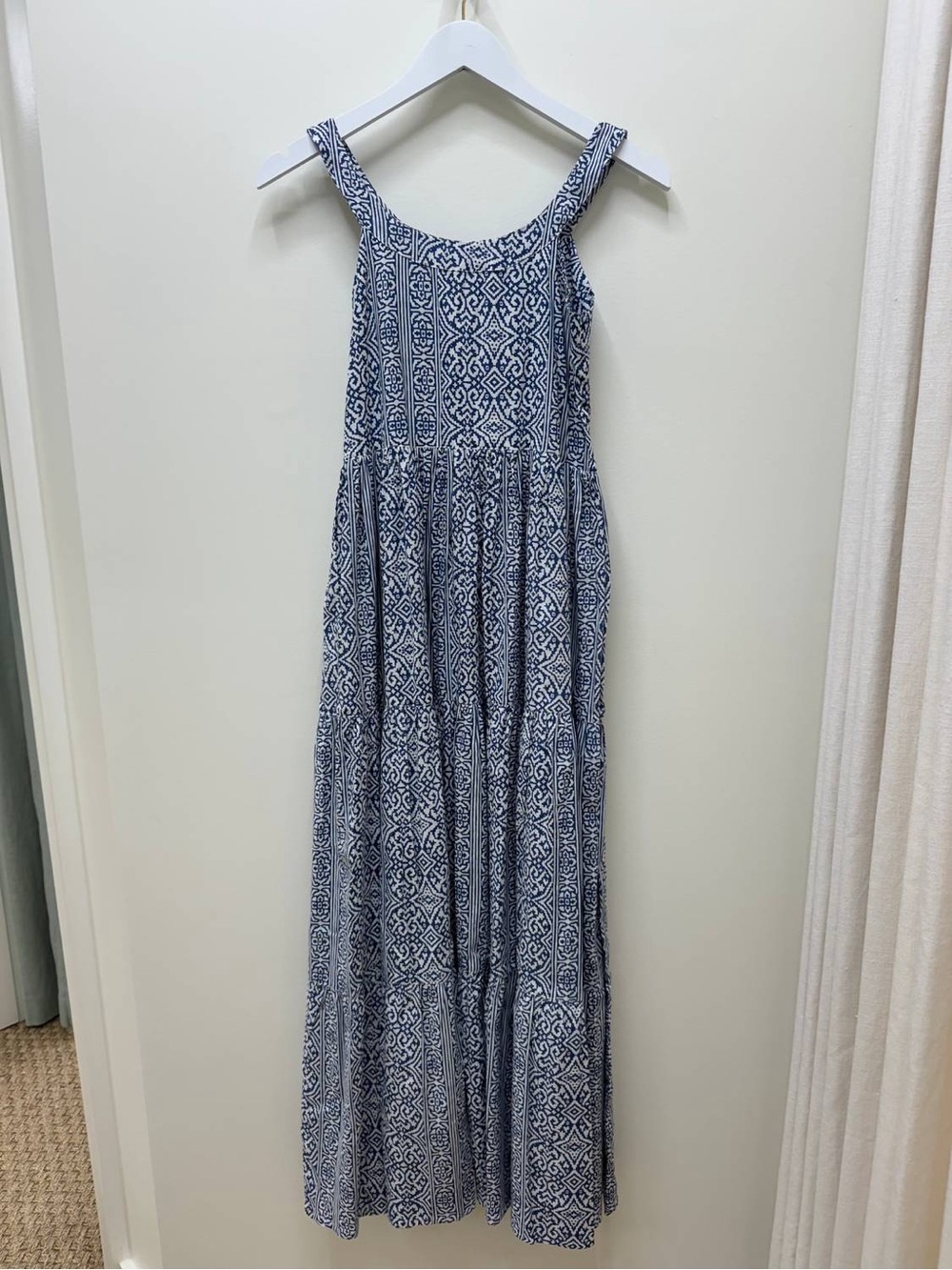 Guadalupe Tibet Sleeveless Blue and White Printed Maxi Dress